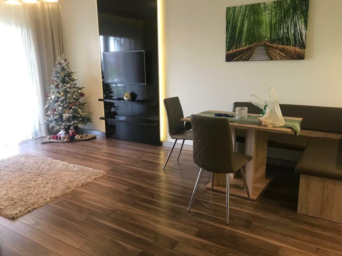 Bamboo Garden & Wellness Apartman Velence Kültér fotó